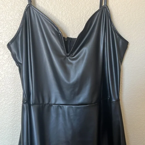 BNWT Streetwear Society Black party Dress sz XL - Picture 2 of 8